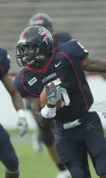 No. 2/3 Richmond Hosts Maine On Family Weekend