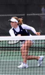 Women's Tennis Sweeps Georgetown