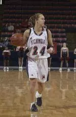 Women's Basketball Falls To Dayton, 61-59