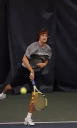 Men's Tennis Rolls Past Mary Washington, 5-2