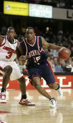 Men's Basketball Downs Duquesne, 62-48