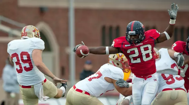 No. 6 Spiders Stay Unbeaten With 34-19 Win Over VMI