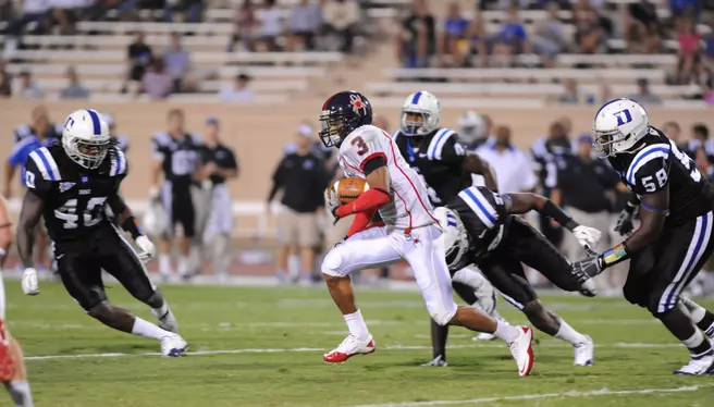 Football Beats Duke For Third Time Since '06