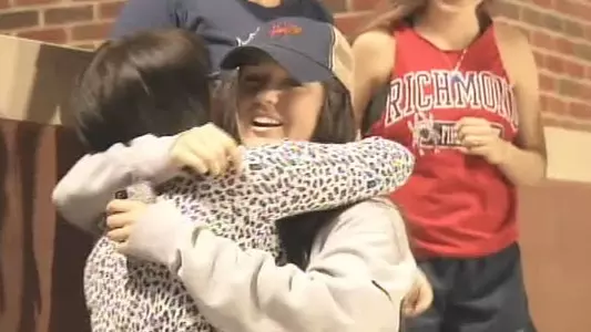 Frosh's Mum Makes Surprise Appearance