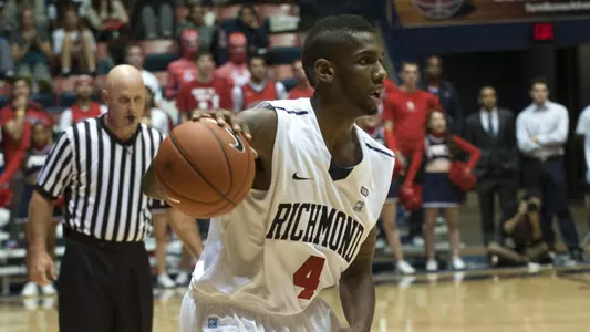 Spiders Hit Century Mark In Win Over UNCW