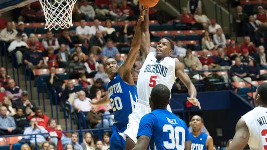 Spiders Improve To 3-0 With Win Over Hampton