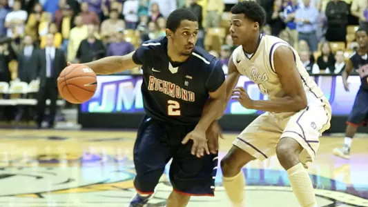 Men's Basketball Outdoes Dukes In OT