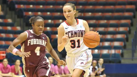 Richmond Vies For 10th A-10 Win At Charlotte Sunday