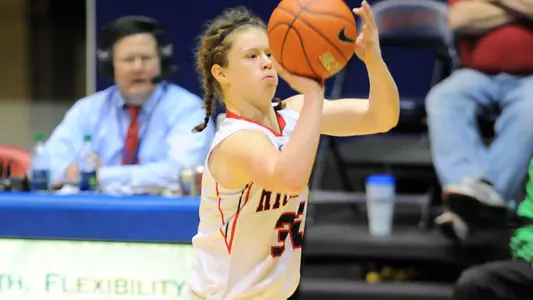 Spiders Snap Skid Against Hawks For 18th Win