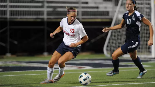 Spiders Fall At Dayton In A-10 Opener