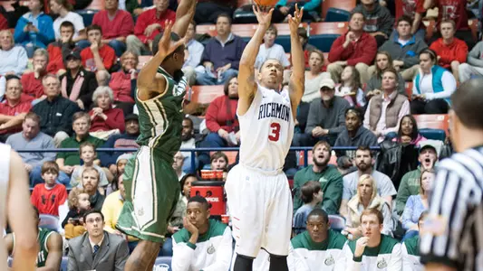 Brothers' Record Night Leads Spiders Over Charlotte