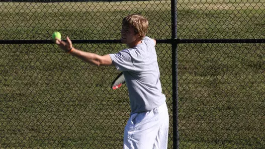 Men's Tennis Excels In Farmville