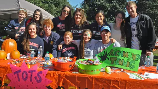 Men?s & Women?s Tennis Host Philanthropic Event