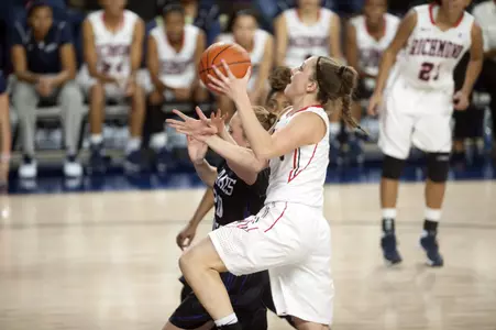 Women's Basketball Falls To Pacific In Heartbreaker