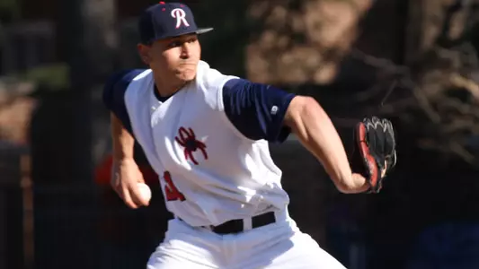 Spiders Fall To North Florida In Ninth Inning
