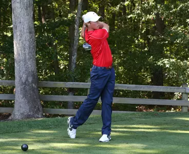 Men?s Golf Finishes 10th At Golfweek Challenge