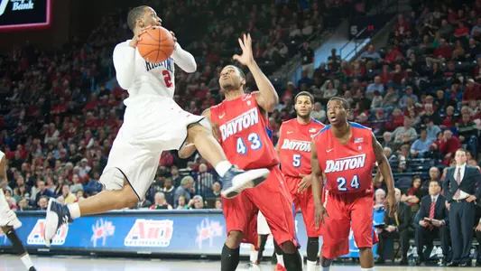 Men's Basketball Rallies Past Dayton, 73-64
