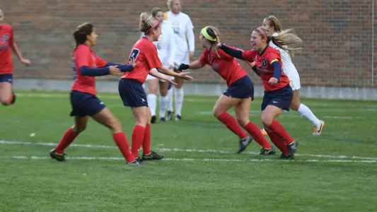 Spiders Downed In Final Minutes At A-10s Thurs.