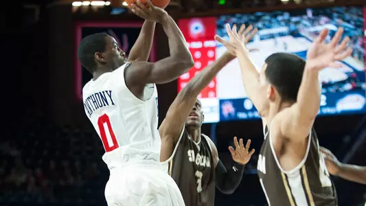 Anthony Leads Spiders Past St. Bonaventure, 64-62