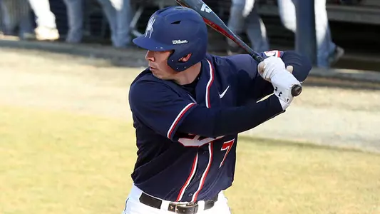 Spider Baseball Beats Massachusetts, 6-4
