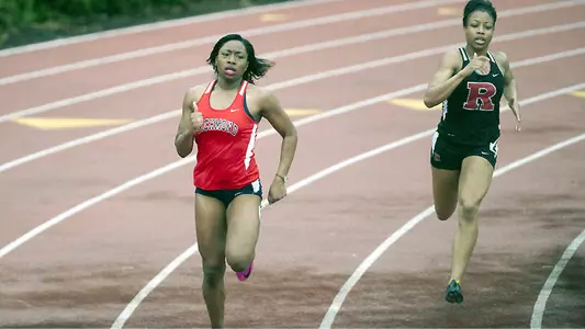 Indoor Track & Field Competes At Art And Linda Maillet Open