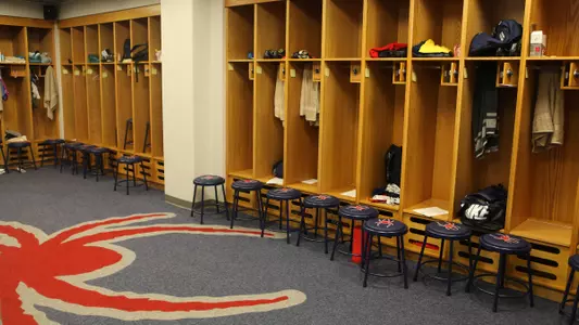 Women's Soccer Moves Into Renovated Locker Room