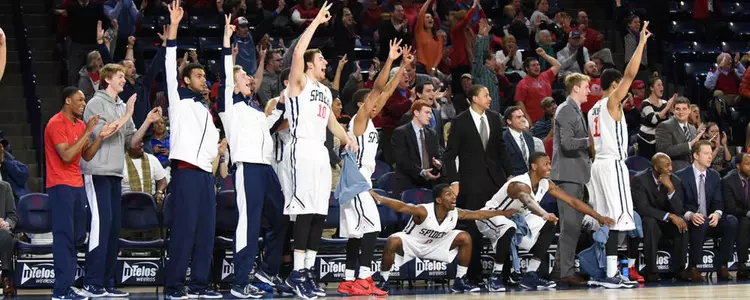 Spiders Dominate Duquesne, 86-55, At The Robins Center