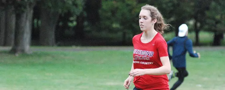 Hanley Leads Women's Cross Country to First Place at Wake