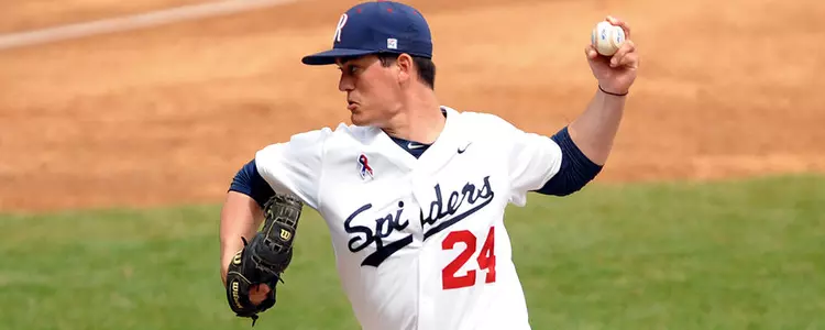 Stoops? Gem Leads Spiders Over Bonnies To Complete Sweep