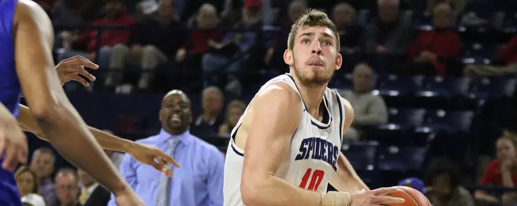 Balanced Effort Leads Spiders To 65-52 Win Over Hampton