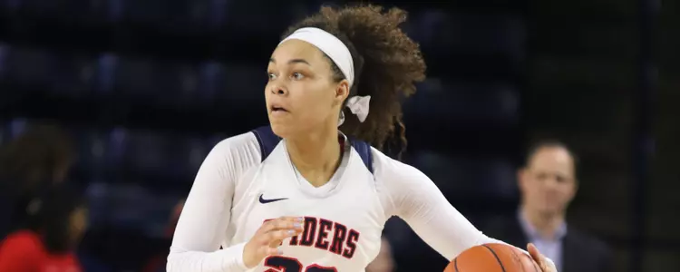 Spider Comeback Falls Short in Tough Test with ECU, 71-60