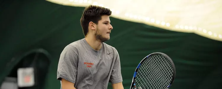 Spiders Battle Past Davidson, 4-3