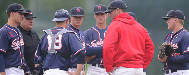Spiders Split Doubleheader at George Mason on Saturday