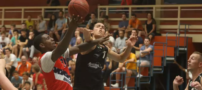 Spiders Run To 107-57 Win Over Limburg in Weert