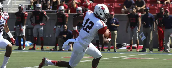 Spiders Fall, 42-14, At Stony Brook In CAA Opener