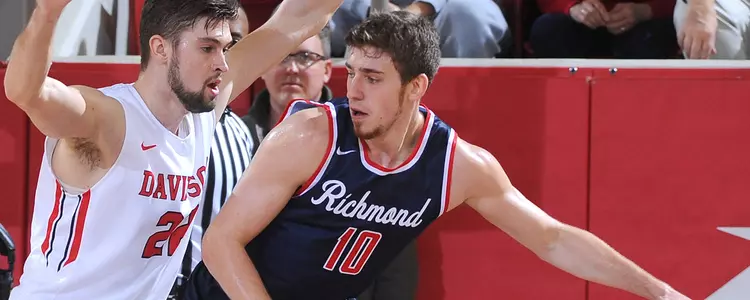 Red-Hot Spiders Improve To 5-0 In A-10 With 70-66 Win at SJU