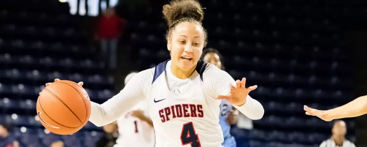Hubbard's Big Fourth Quarter Lifts Spiders Over SBU, 61-54