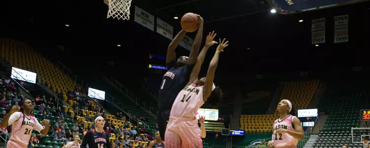 Hubbard, Hinds-Clarke, Parson Guide Spiders to Big Road Win, 70-58