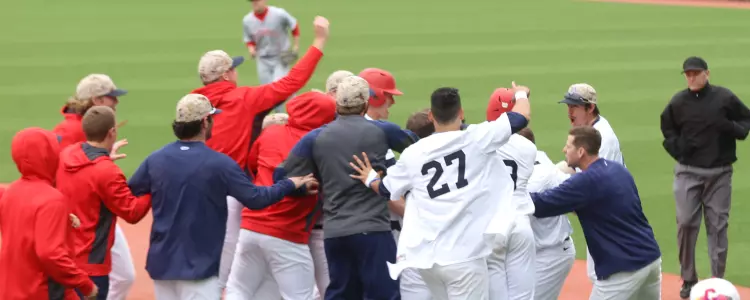 Spiders Clip Flyers in Doubleheader Sweep