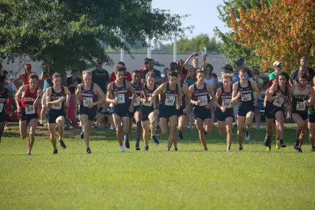 Men run at Spider Alumni Open
