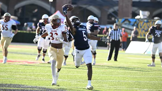 Ja'Vion Griffin makes a one-handed catch during Richmond's game against Elon on Nov. 11, 2023