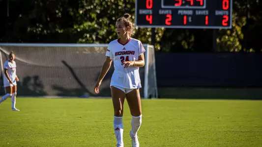 Photo of Syd Bortz looking in the distance