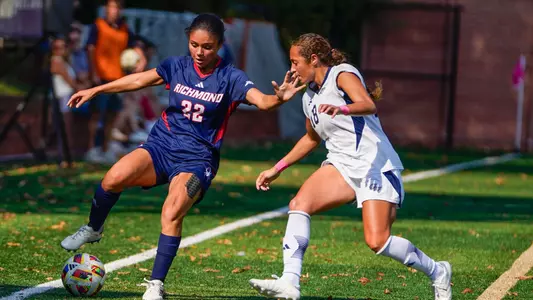 JoJo McShane shielding a ball