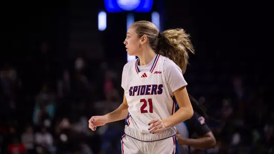 Courtney Swider running during a game