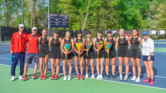 Team Photo of the women's tennis team on senior day