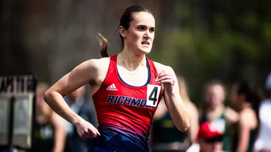 Close up of Aylin Bruce running