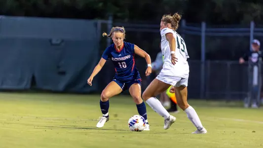 Photo of Emma Shields on defense