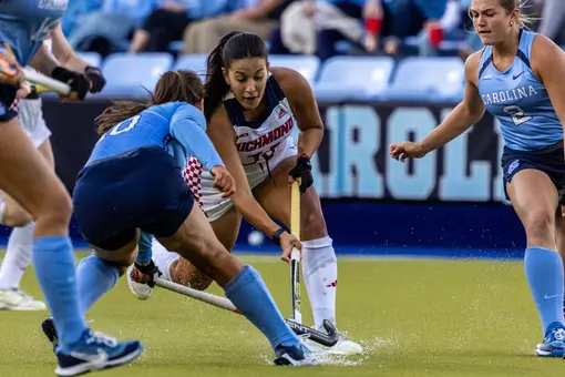 Spider Hockey's Valen Luna Paratore drives through the UNC defense