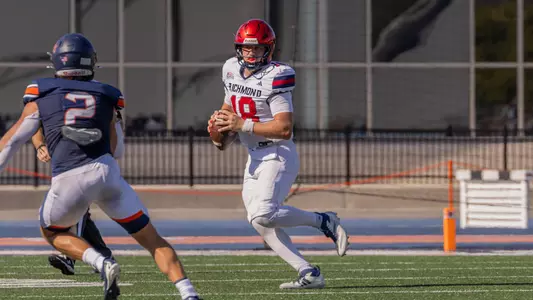 Ashten Snelsire looks to pass against Bucknell on Oct. 4, 2025