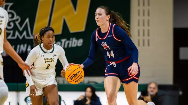 Doogan dribbling against W&M